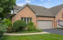 1240 Willowgate Lane, St. Charles, IL 60174