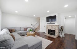 536 Spring Road, Moorpark, CA 93021