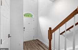 42525 MAGELLAN Square, BRAMBLETON, VA 20148