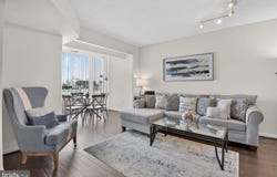 930 WAYNE Avenue, SILVER SPRING, MD 20910