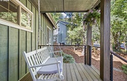 75 MARLBORO Ln, Eugene, OR 97405
