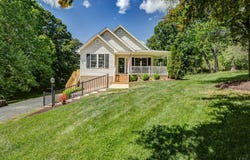 433 Stratford Road, Concord, VA 24538
