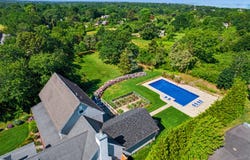 21 Grazing Field Lane, Dennis, MA 02638