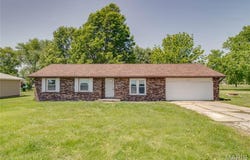 507 Walnut Street, Hillsboro, IL 62049