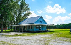 18272 N Hampton Drive, Wheatland, MO 65779