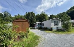 60 Tori Lane, Bennington, VT 05201