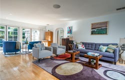4755 Burnet, Sherman Oaks, CA 91403