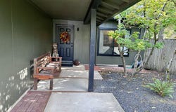 2233 IRONWOOD St, Eugene, OR 97401