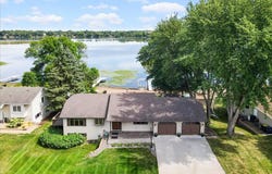 31117 Peninsula Avenue, Lindstrom, MN 55045