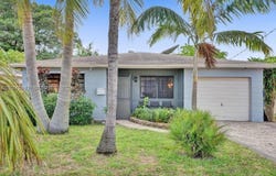 208 SW 2nd Ave, Hallandale Beach, FL 33009