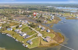 306 Joan Court, Beaufort, NC 28516