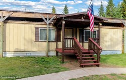 457 Winterton Rd, Sandpoint, ID 83864