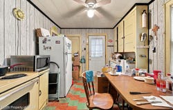4 Barrett Avenue, Carbondale, PA 18407