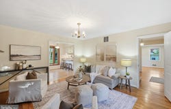 2424 PARALLEL Lane, SILVER SPRING, MD 20904