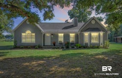13860 White Road, Silverhill, AL 36576