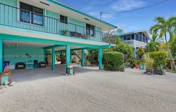 88 Marina Ave, Key Largo, FL 33037