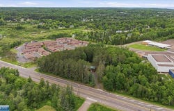 2016 Rice Lake Rd, Duluth, MN 55811