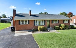 7612 Barrens Rd, Roanoke, VA 24019