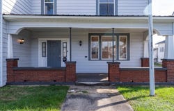 136 N Main St, Peebles, OH 45660