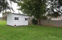 10 Cold Spring Circle, Rochester, NY 14624