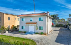 702 Crenshaw Blvd, Los Angeles, CA 90005