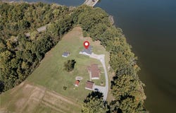 15705 Lowe Road NE, Alliance, OH 44601