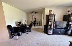 871 E Coach Road, Palatine, IL 60074