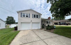 6301 Apache Lane, Poland, OH 44514