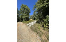 2774 Stanley Creek Rd, Oneida, TN 37841