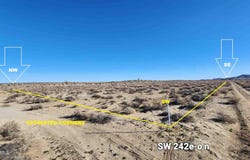 24200 E Ave O, Palmdale, CA 93591
