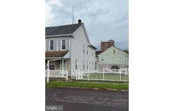 126 WALNUT Street, SUNBURY, PA 17801