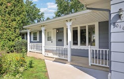 8016 35th Avenue N, New Hope, MN 55427