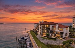 531 LA PENINSULA Boulevard, Naples, FL 34113