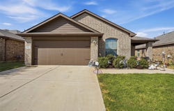 821 Rutherford Drive, Crowley, TX 76036