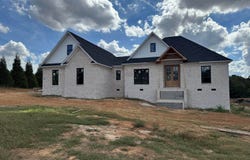 270 Oak Ridge Drive, Henderson, TN 38340