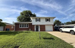 69 NOTTINGHAM Road, Springfield, IL 62704