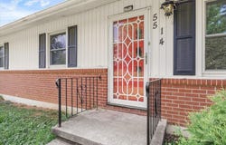 5514 Castle Rock Rd, Roanoke, VA 24018