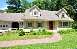 220 Arch Road, Avon, CT 06001
