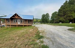 398 Glade Springs Rd, LaFollette, TN 37766