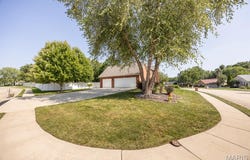 132 Callaway Court, O'Fallon, IL 62269