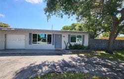 3700 NE 13th Ter, Pompano Beach, FL 33064