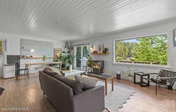 3639 E Tobler Rd, Hayden, ID 83835