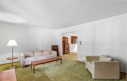 131 S Mount Vernon Dr, IowaCity, IA 52245