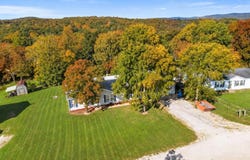 165 Clear Top Lane, Lampe, MO 65681