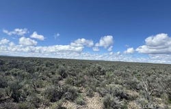 Lost Forest Lane, Christmas Valley, OR 97641
