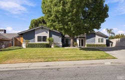 5900 Dorset Drive, Bakersfield, CA 93306