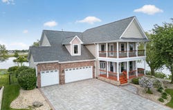 1711 Peyton Terrace, Shorewood, IL 60404