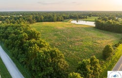 20034 Hwy B, Clark, MO 65243