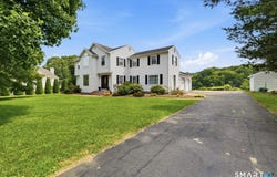 4 Lovers Lane, East Lyme, CT 06333