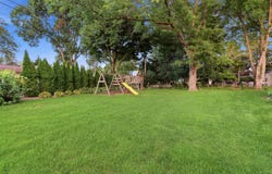 16200 Tomahawk Trl, Brookfield, WI 53005